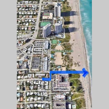 Serenity At Seascape: Steps To The Beach & Shops Palm Beach Shores Exterior foto